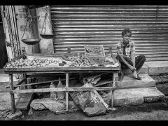 Gordon Mills-Market Seller Sri Lanka-Highly Commended.jpg